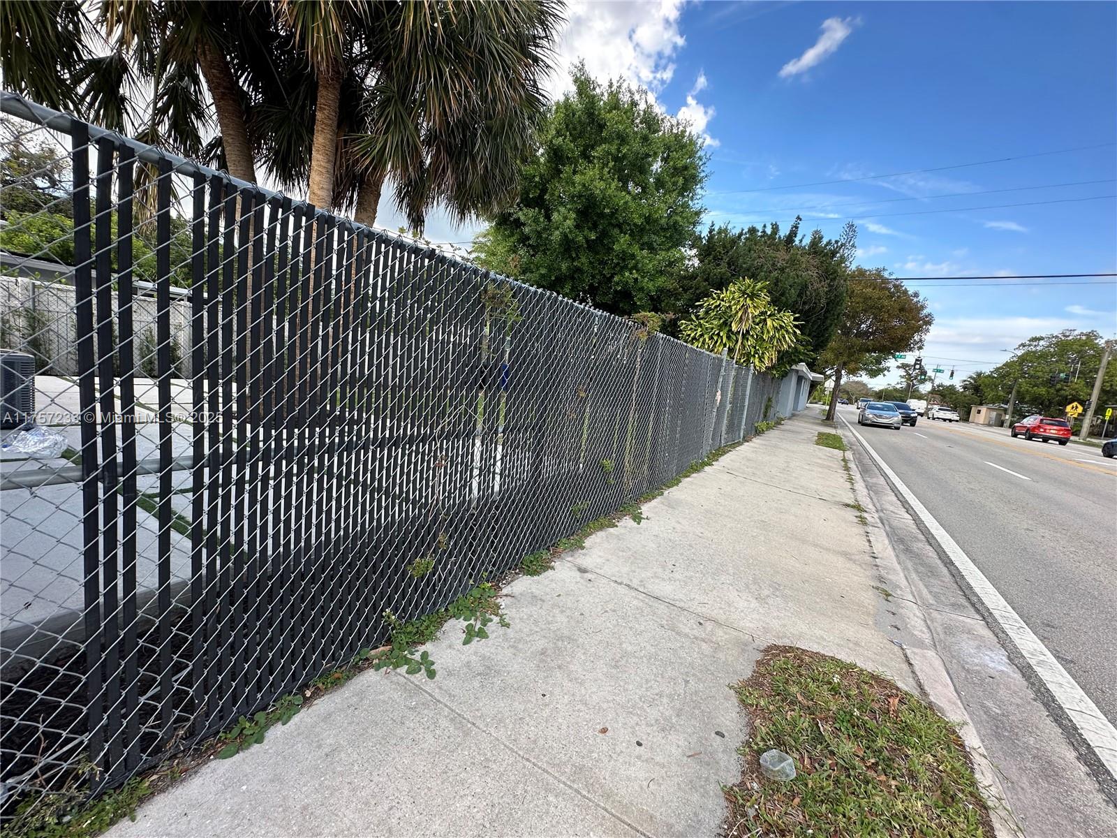 1300 Nw 7th Ter Property Photo 19