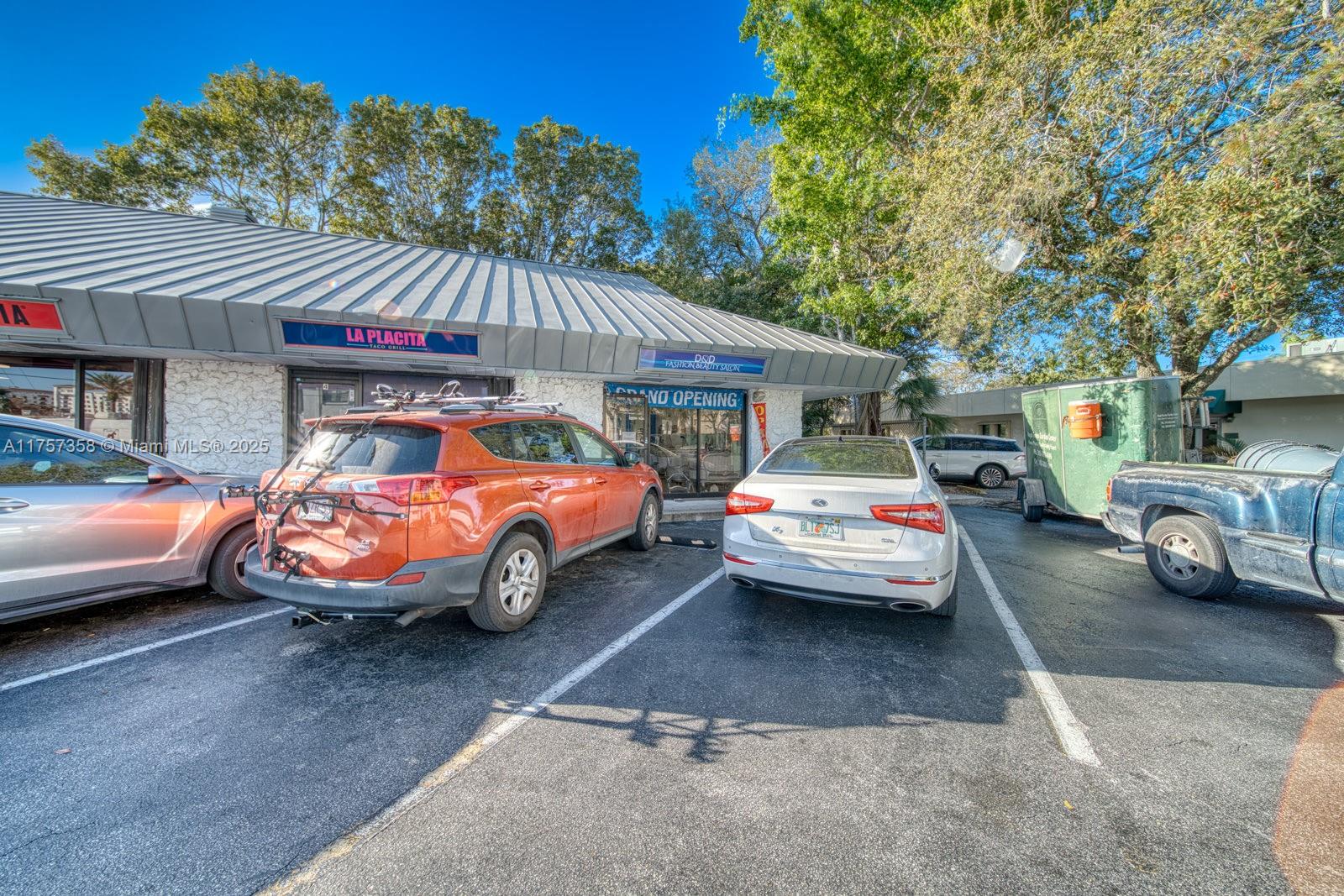 Beauty Salon For Sale 0n Sunset Blvd Property Photo 14