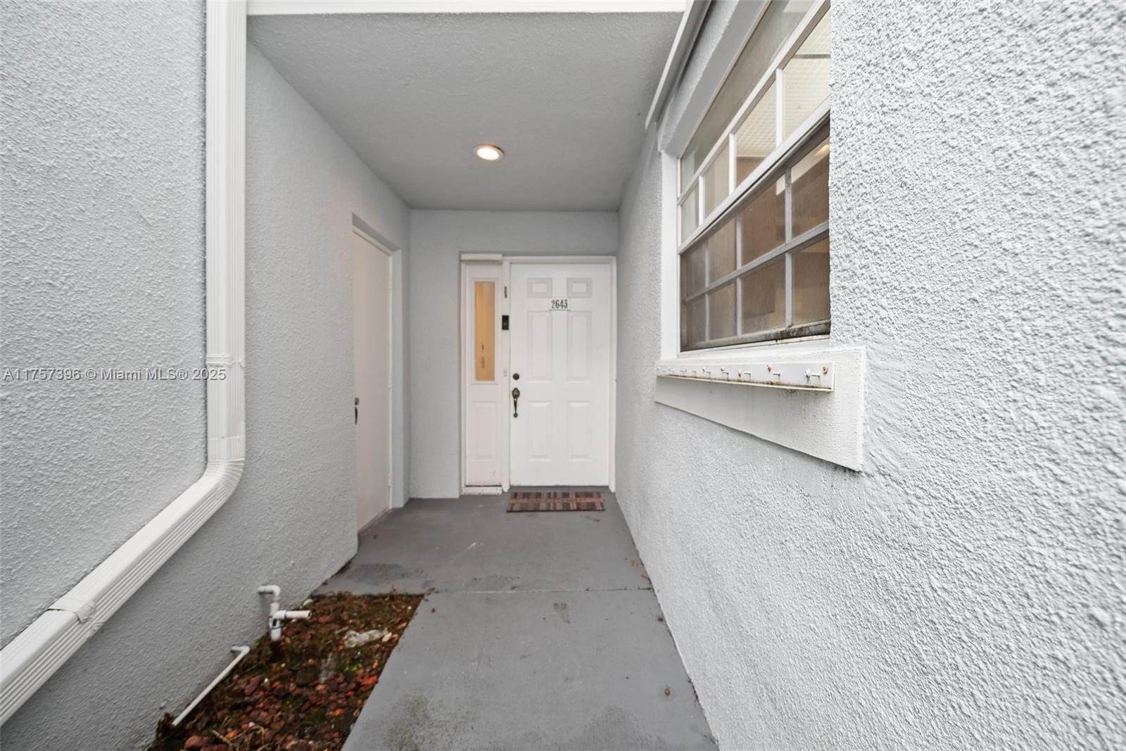 2643 Se 19th Ct 103-d Property Photo 4