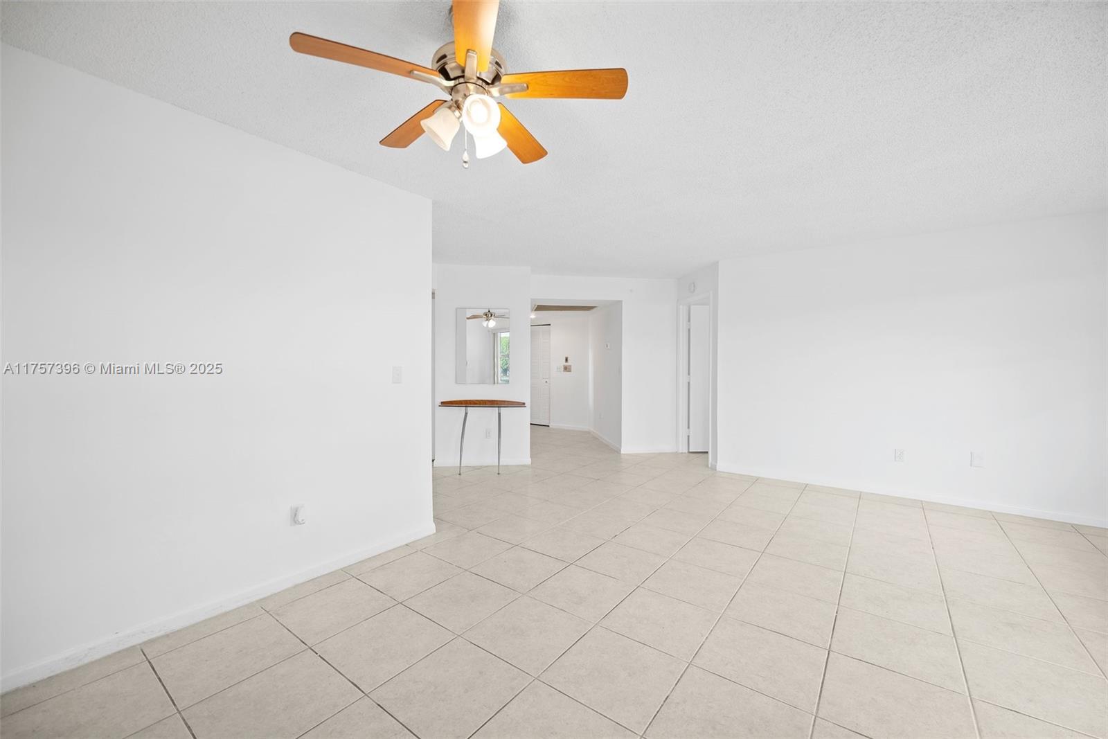 2643 Se 19th Ct 103-d Property Photo 7