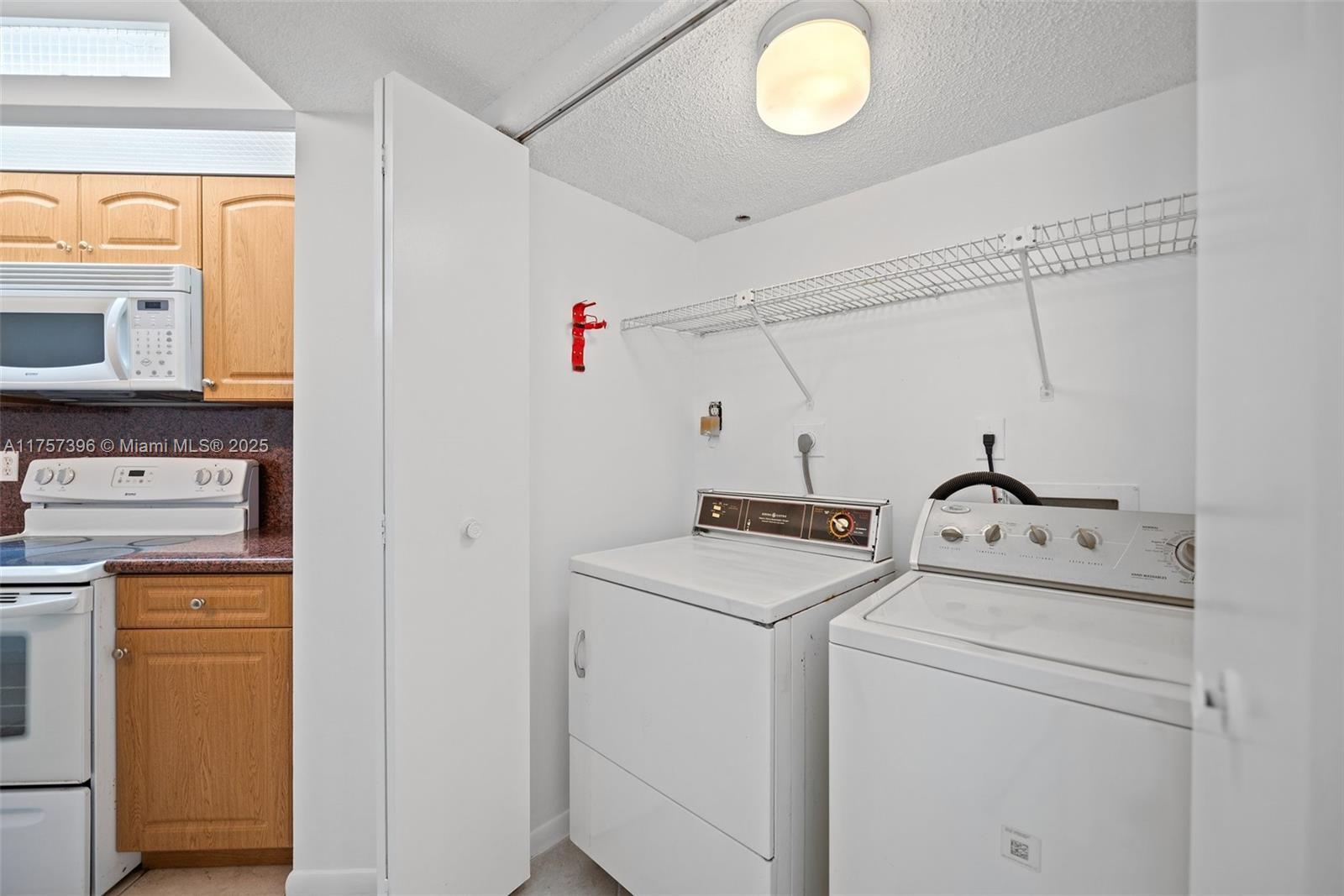 2643 Se 19th Ct 103-d Property Photo 13