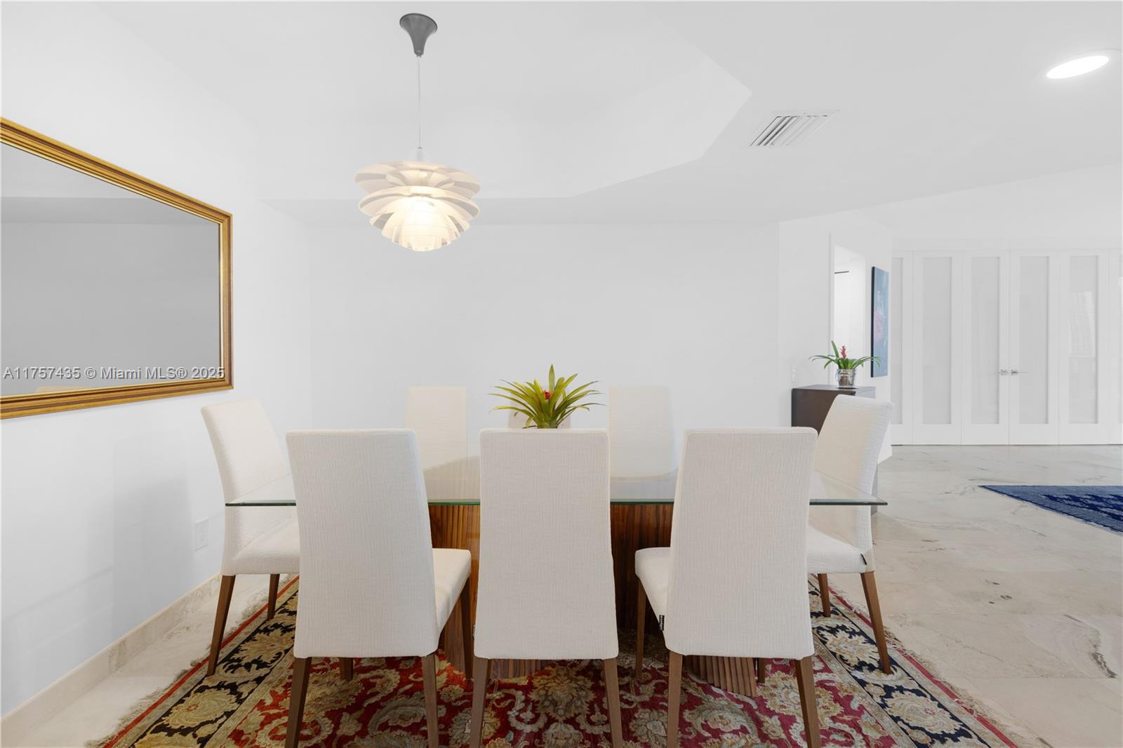 21055 Yacht Club Dr 902 Property Photo 6