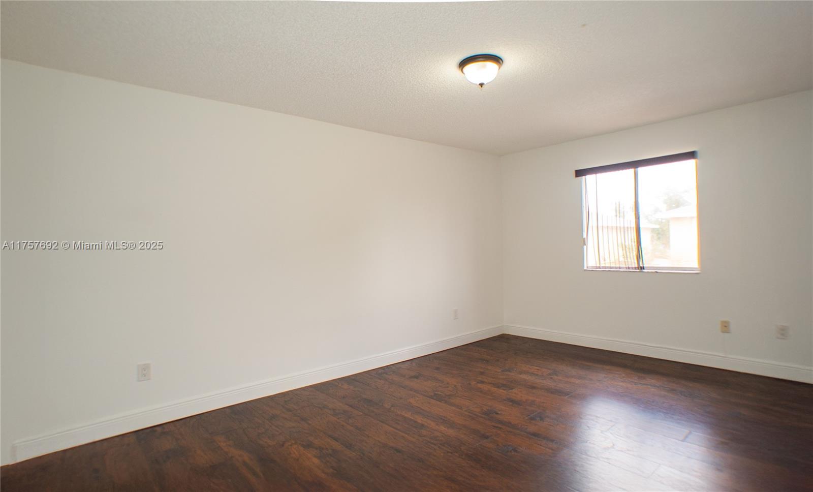 67 Ne 12th Ave 67 Property Photo 44