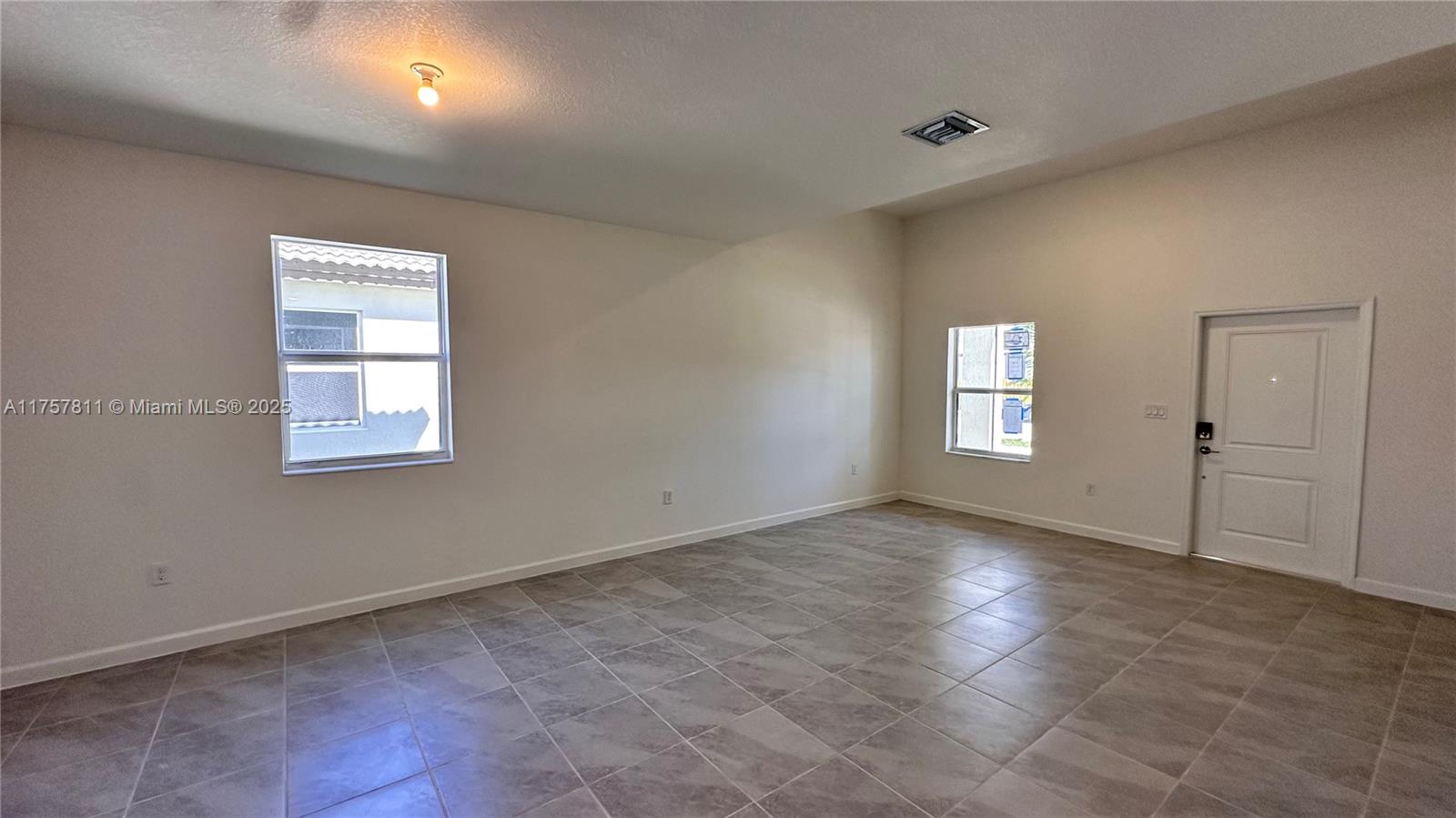 2760 Se 23 Ave 2760 Property Photo 6