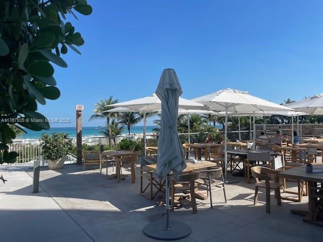 2301 Collins Ave 921 Property Photo 39