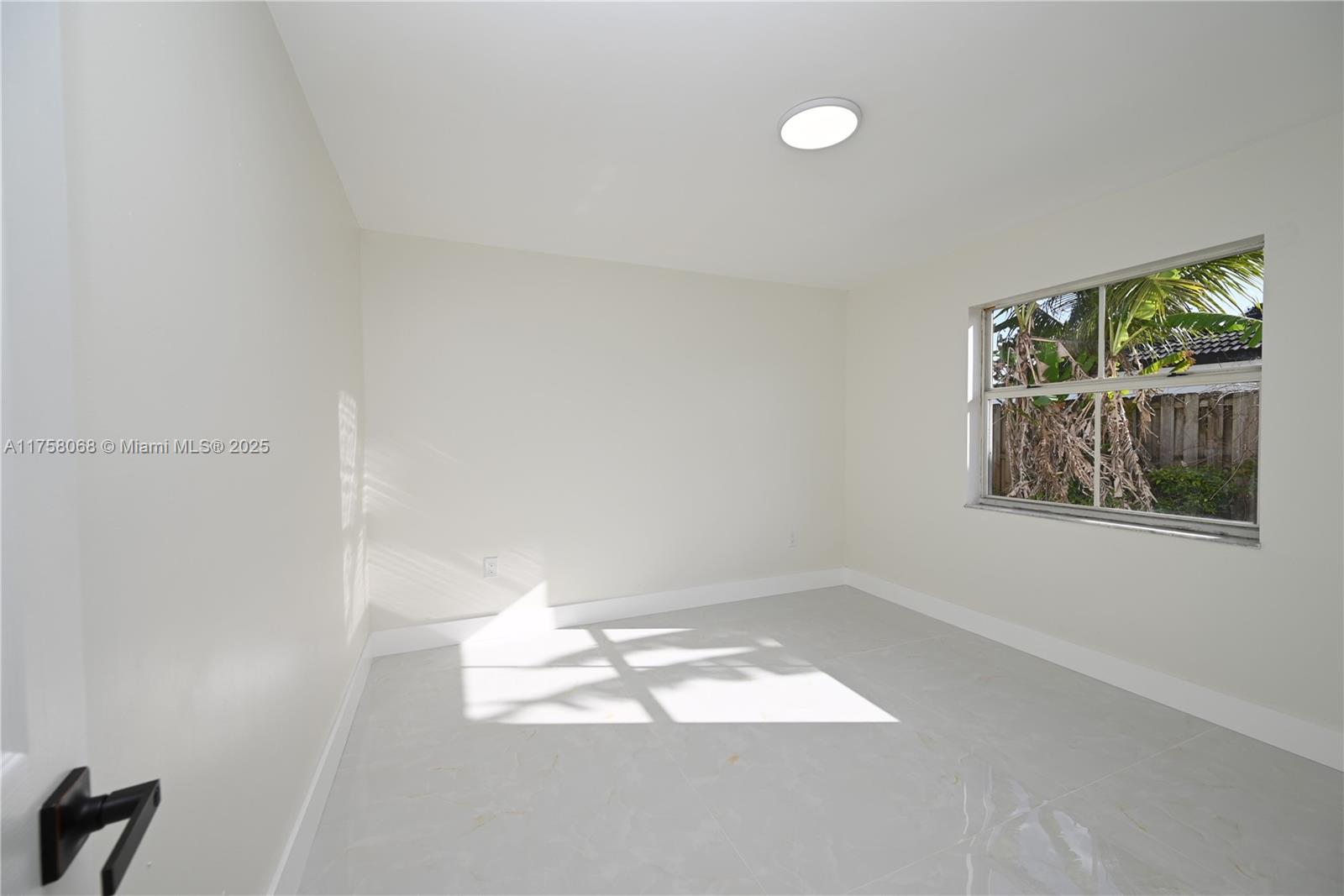 16021 Sw 288th St Property Photo 10