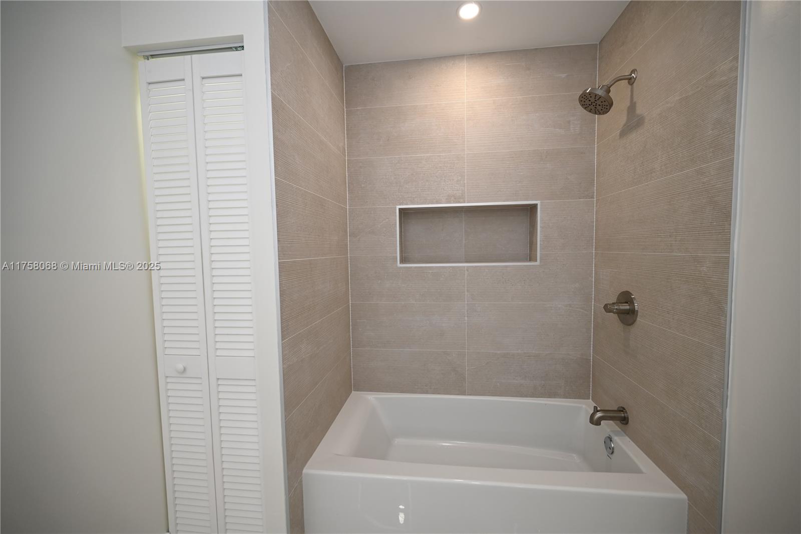 16021 Sw 288th St Property Photo 11