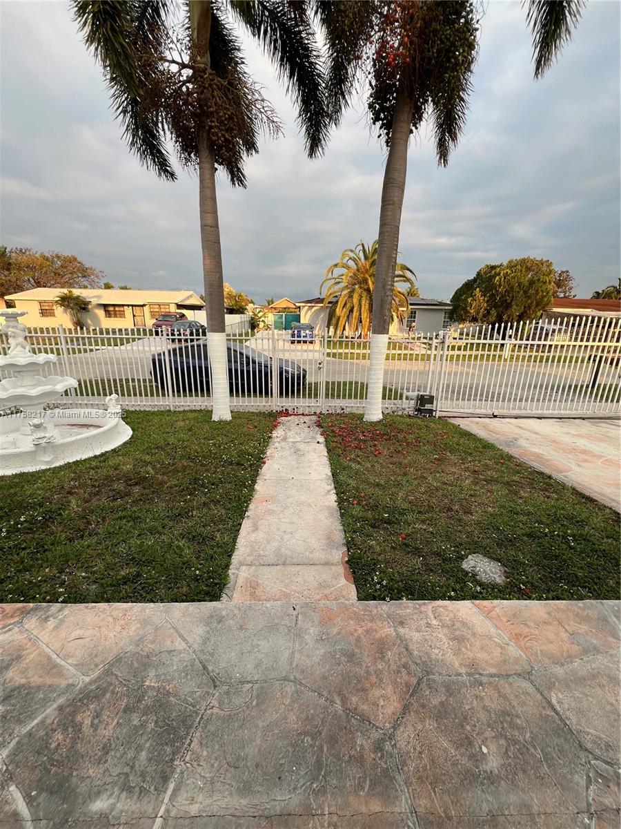 25420 Sw 124th Pl 1 Property Photo 2