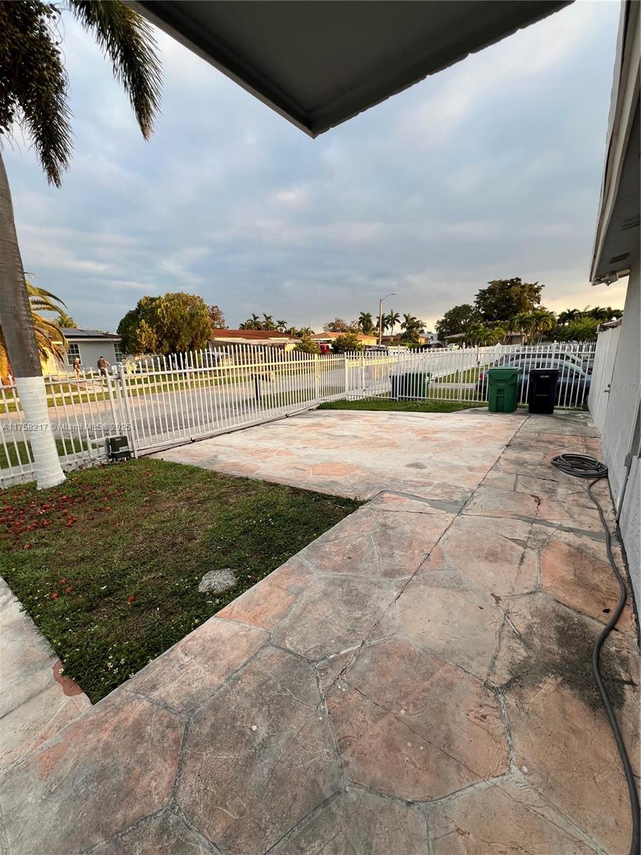 25420 Sw 124th Pl 1 Property Photo 3