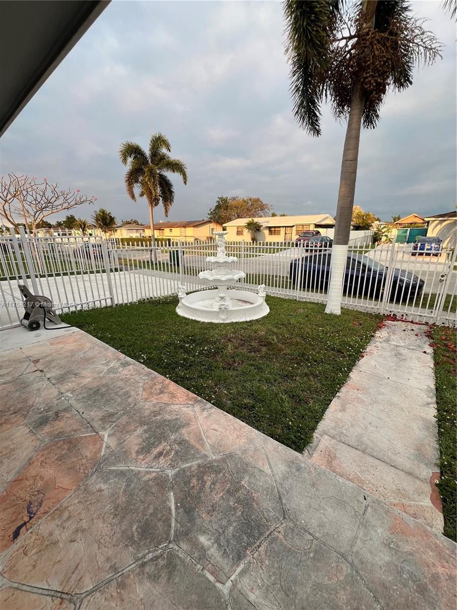 25420 Sw 124th Pl 1 Property Photo 4