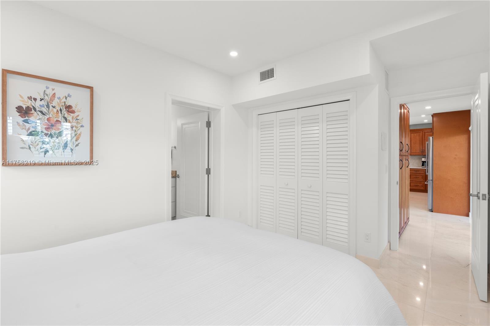 1807 N Fort Lauderdale Beach Blvd Property Photo 20