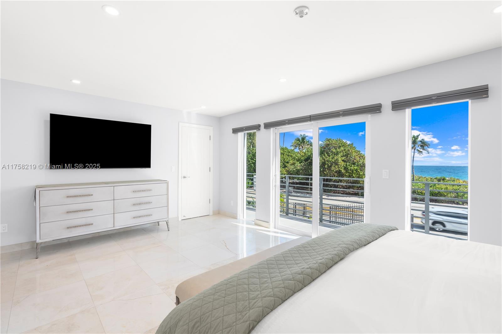 1807 N Fort Lauderdale Beach Blvd Property Photo 45