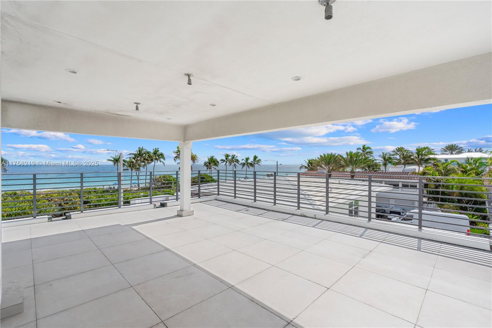 1807 N Fort Lauderdale Beach Blvd Property Photo 47