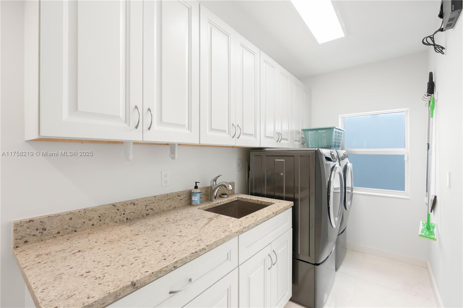 1807 N Fort Lauderdale Beach Blvd Property Photo 55