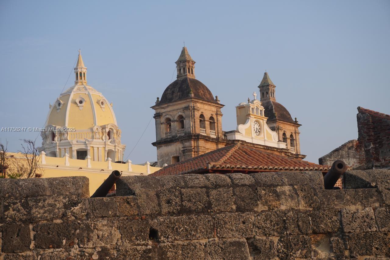 37-31 Calle De Los 7 Infantes 303 Property Photo 27