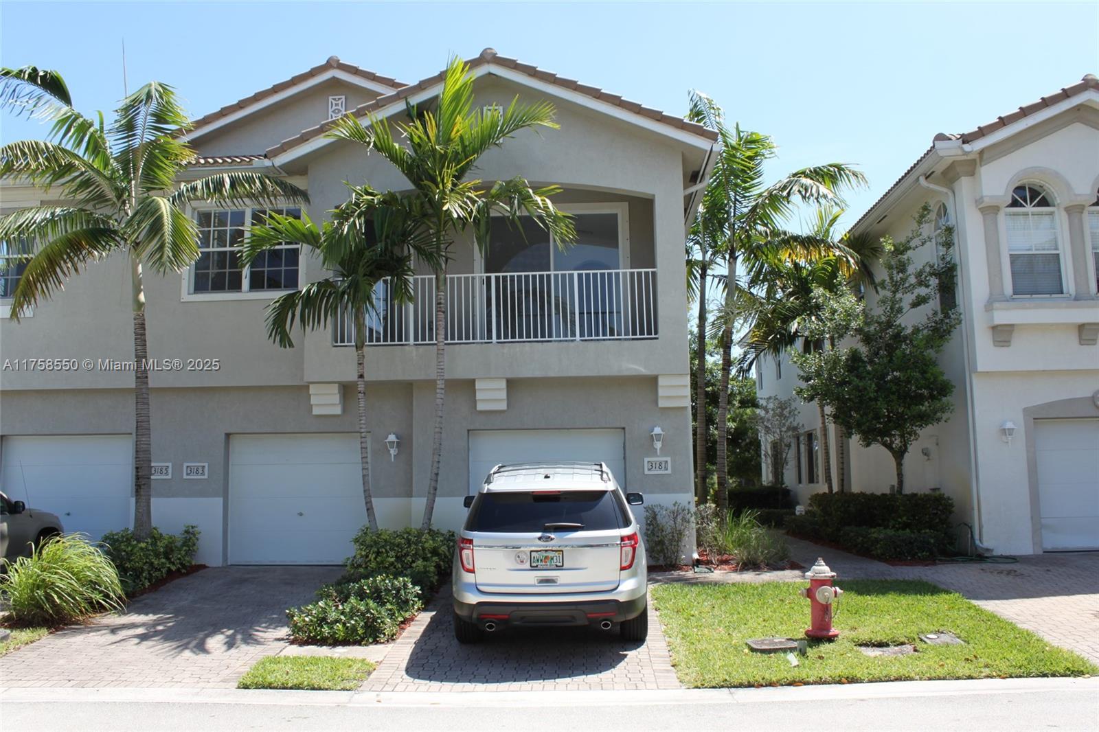 3181 Laurel Ridge Cir Property Photo