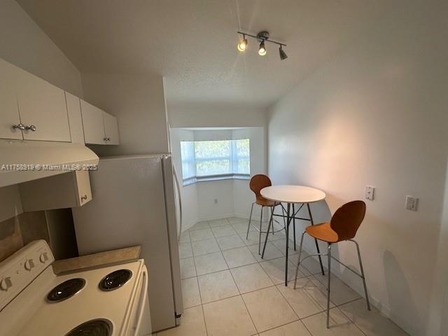 1271 Se 28th Ct 203 Property Photo 4