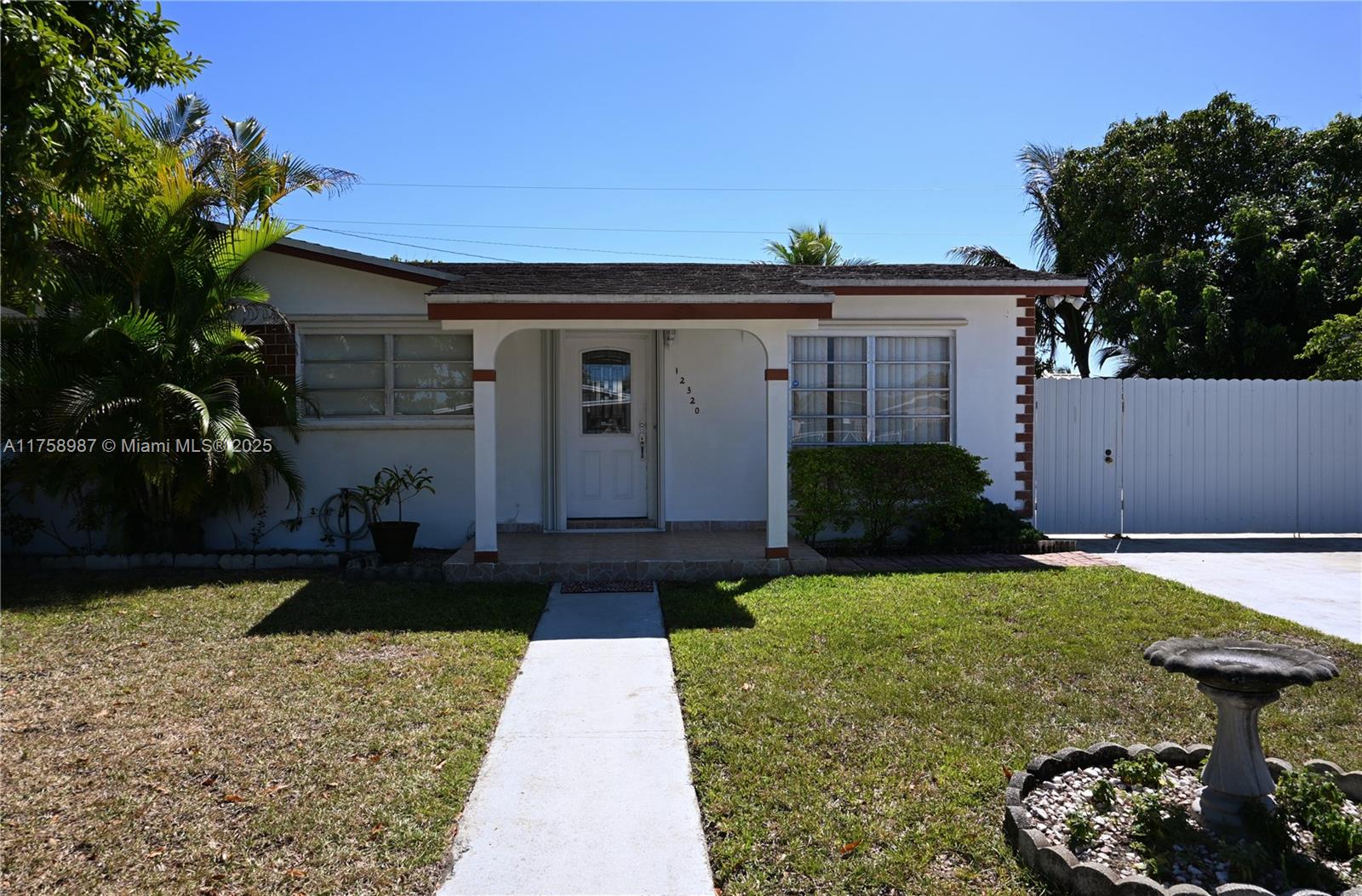12320 Sw 191st Ter Property Photo