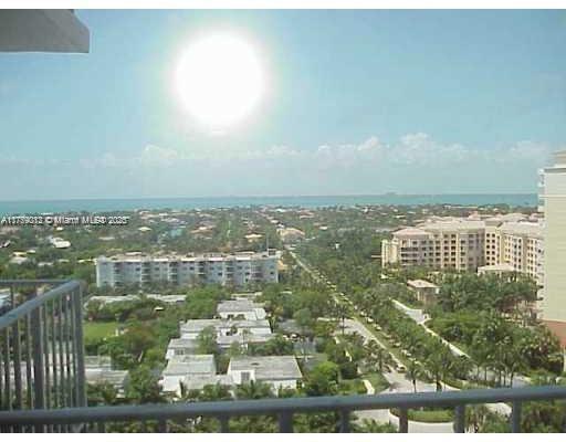 881 Ocean Dr 22f Property Photo 5