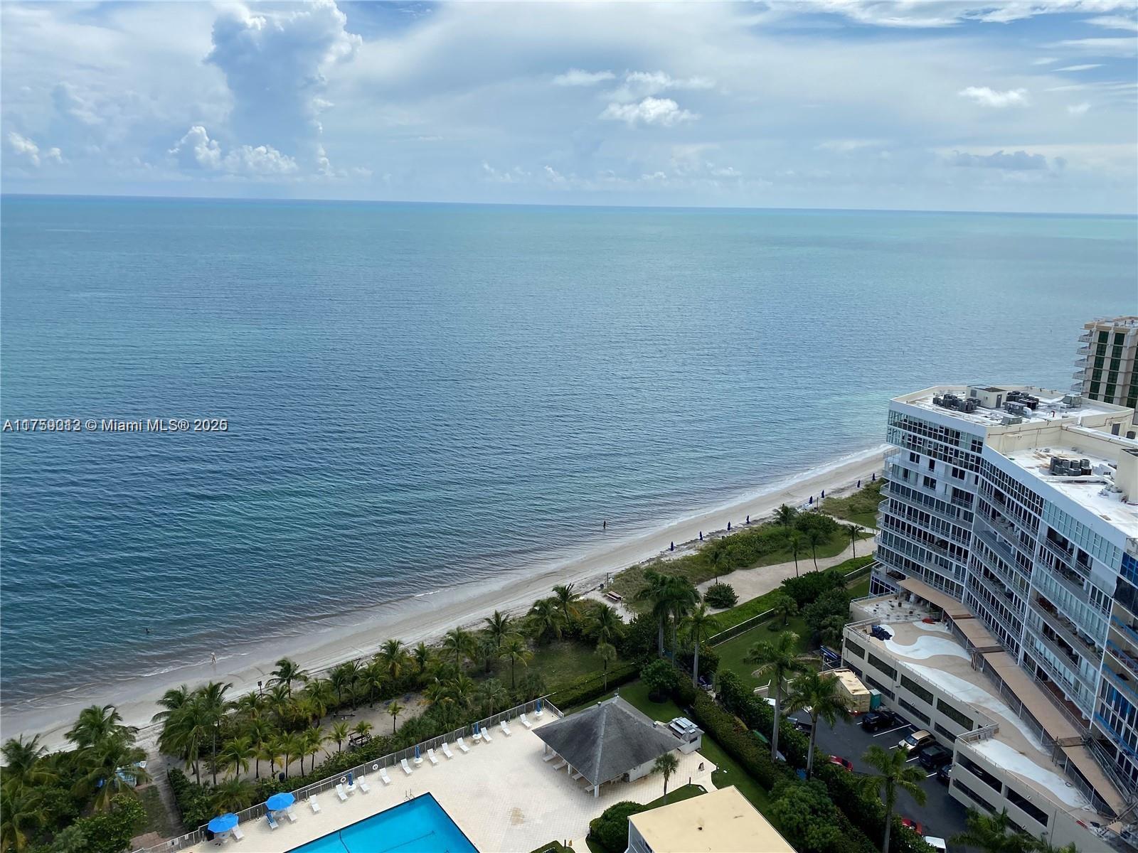 881 Ocean Dr 22f Property Photo 19
