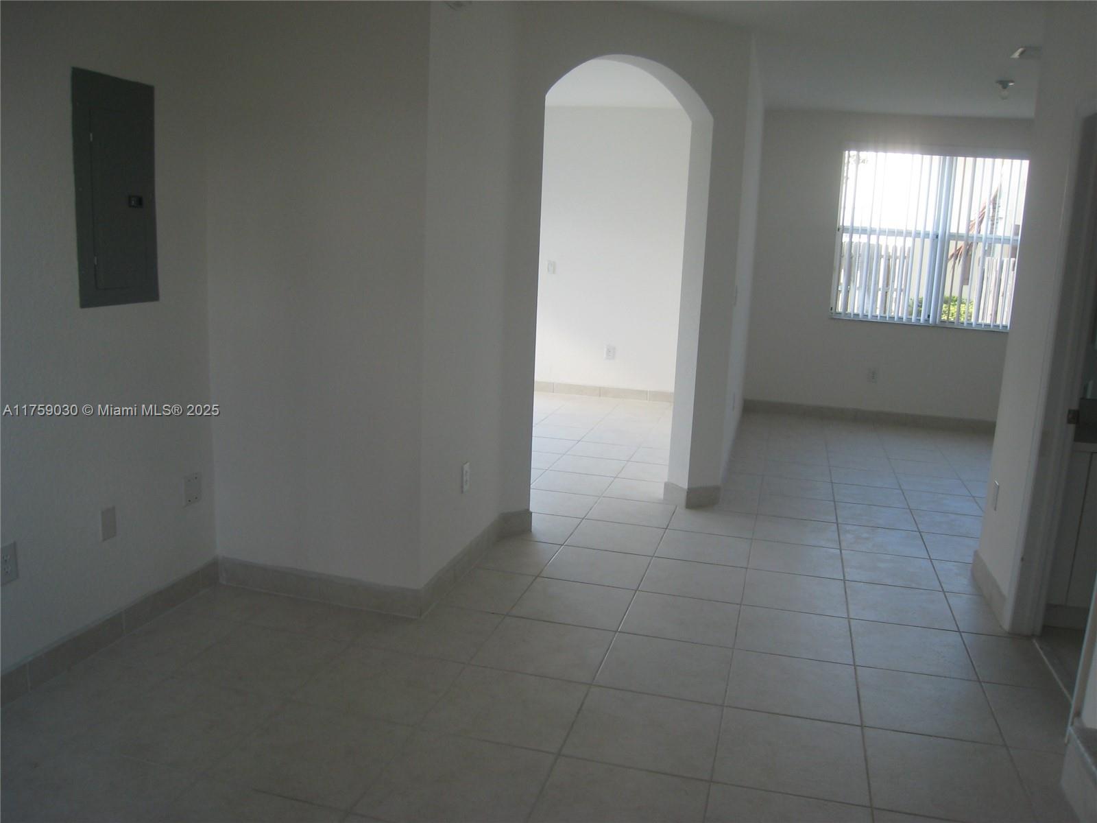 3370 Ne 13 Dr 109 Property Photo 5