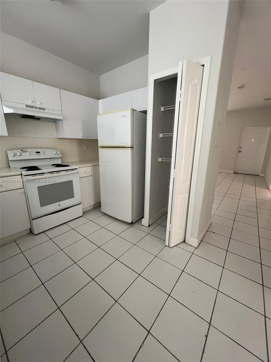2650 Se 16th Ter 101 Property Photo 13