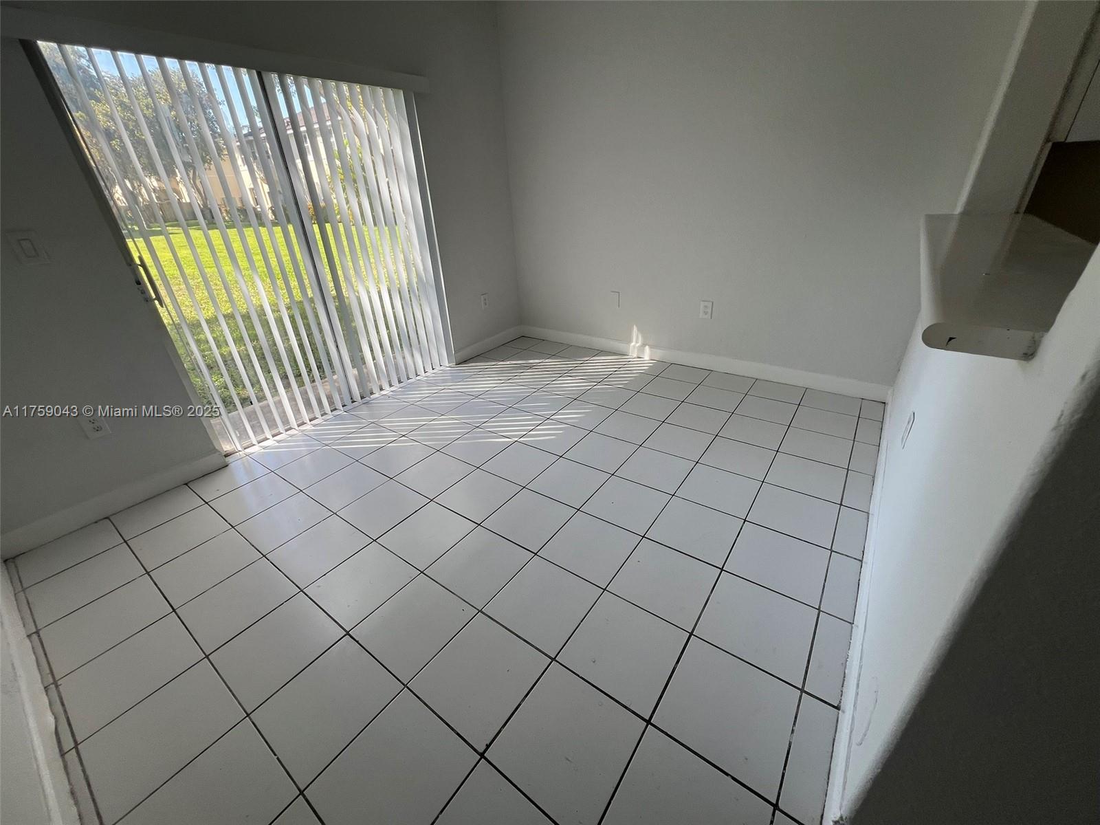 2650 Se 16th Ter 101 Property Photo 20