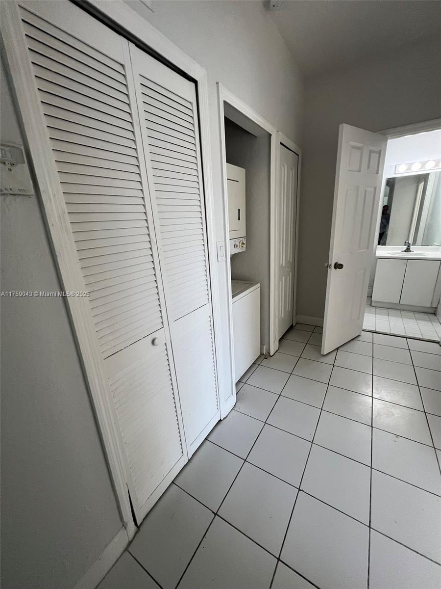 2650 Se 16th Ter 101 Property Photo 23