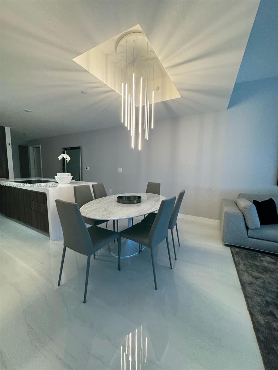 851 Ne 1st Ave 1401 Property Photo 15