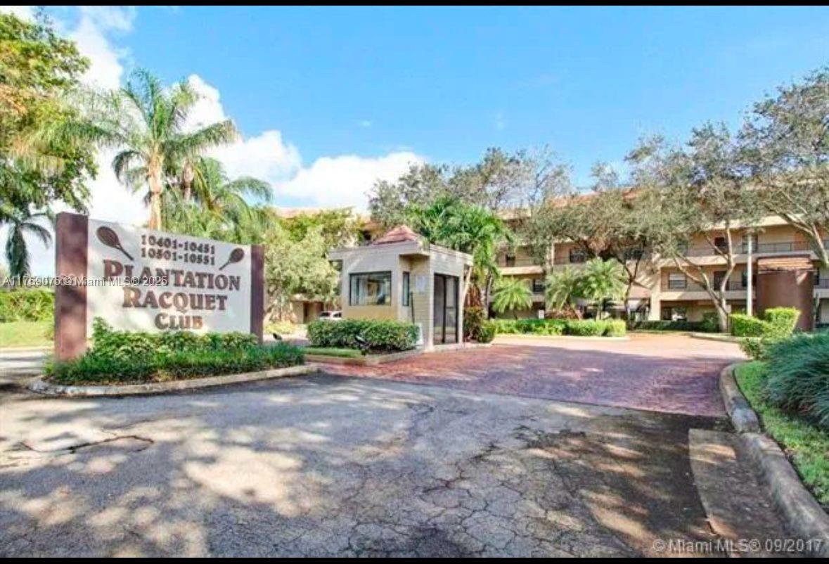 10401 W Broward Blvd 407 Property Photo