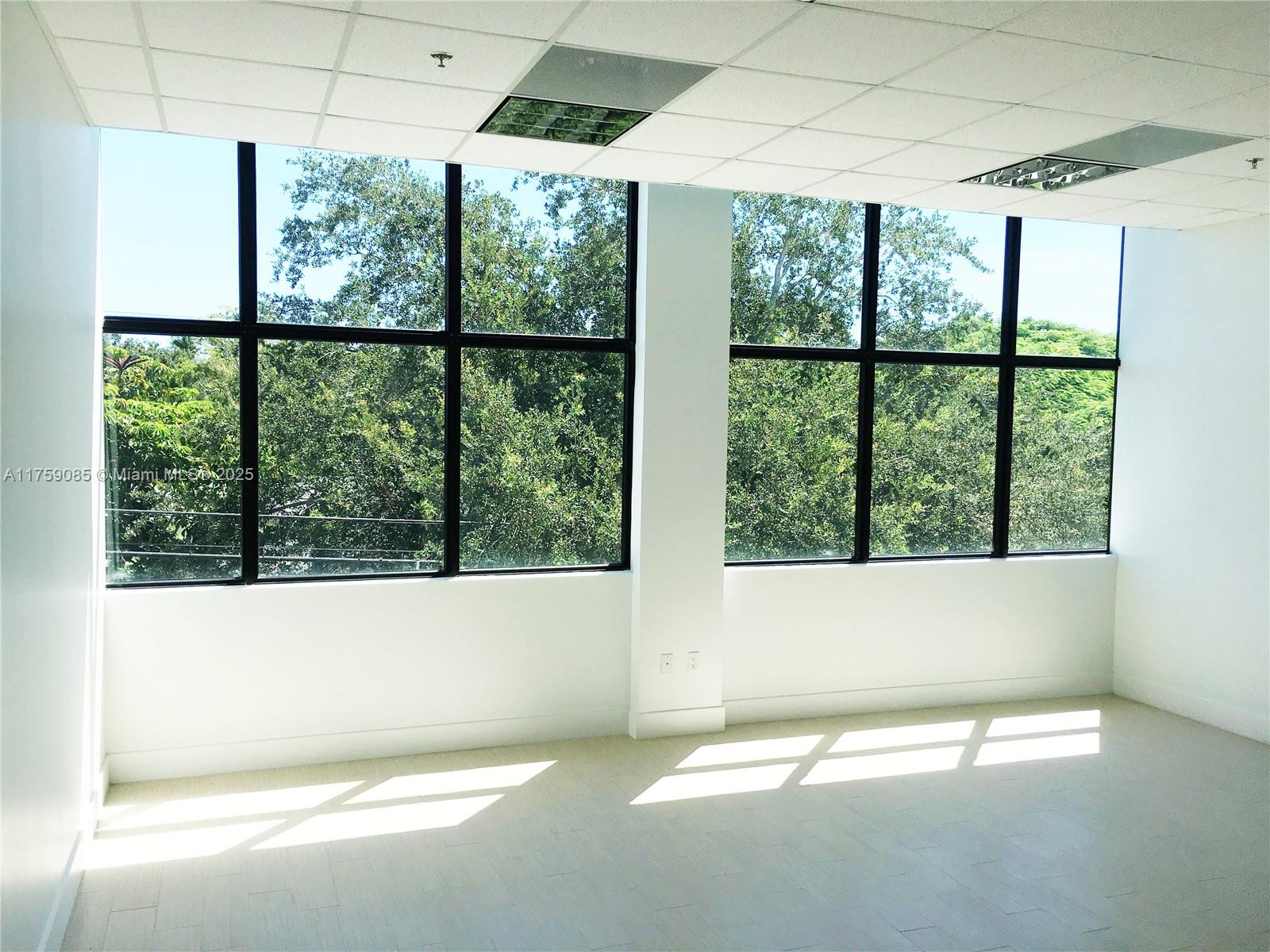 A11759085 Property Photo 3