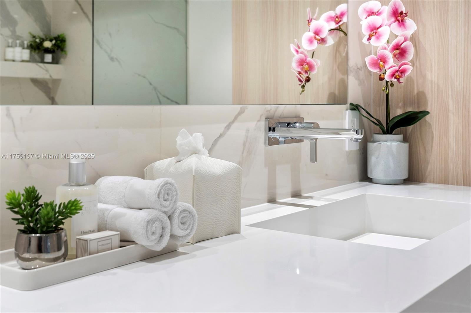 A11759197 Property Photo 20