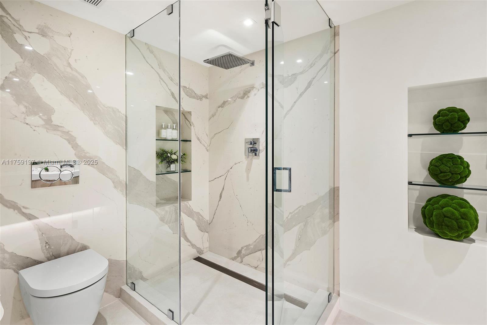 A11759197 Property Photo 35