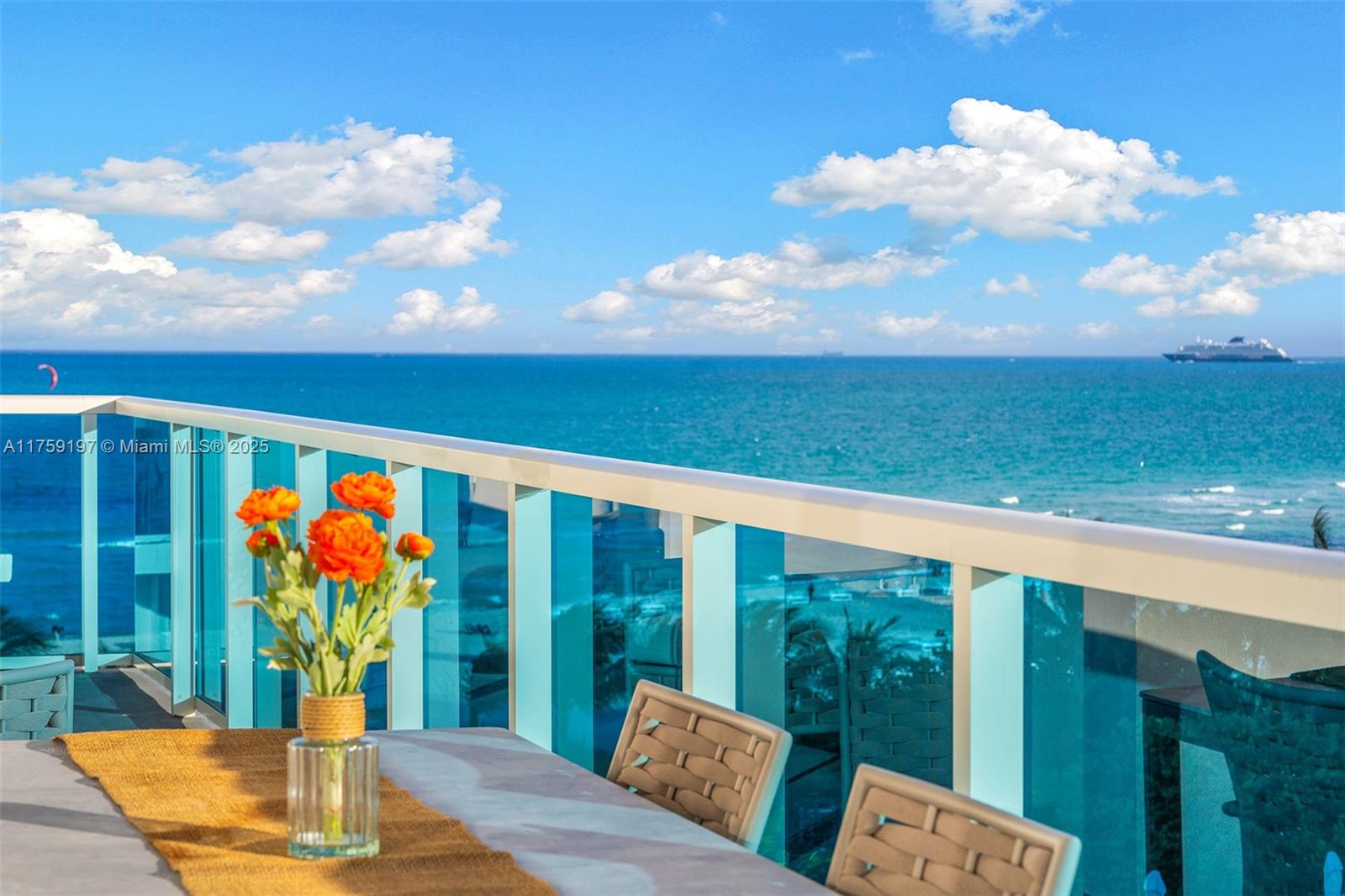 A11759197 Property Photo 43