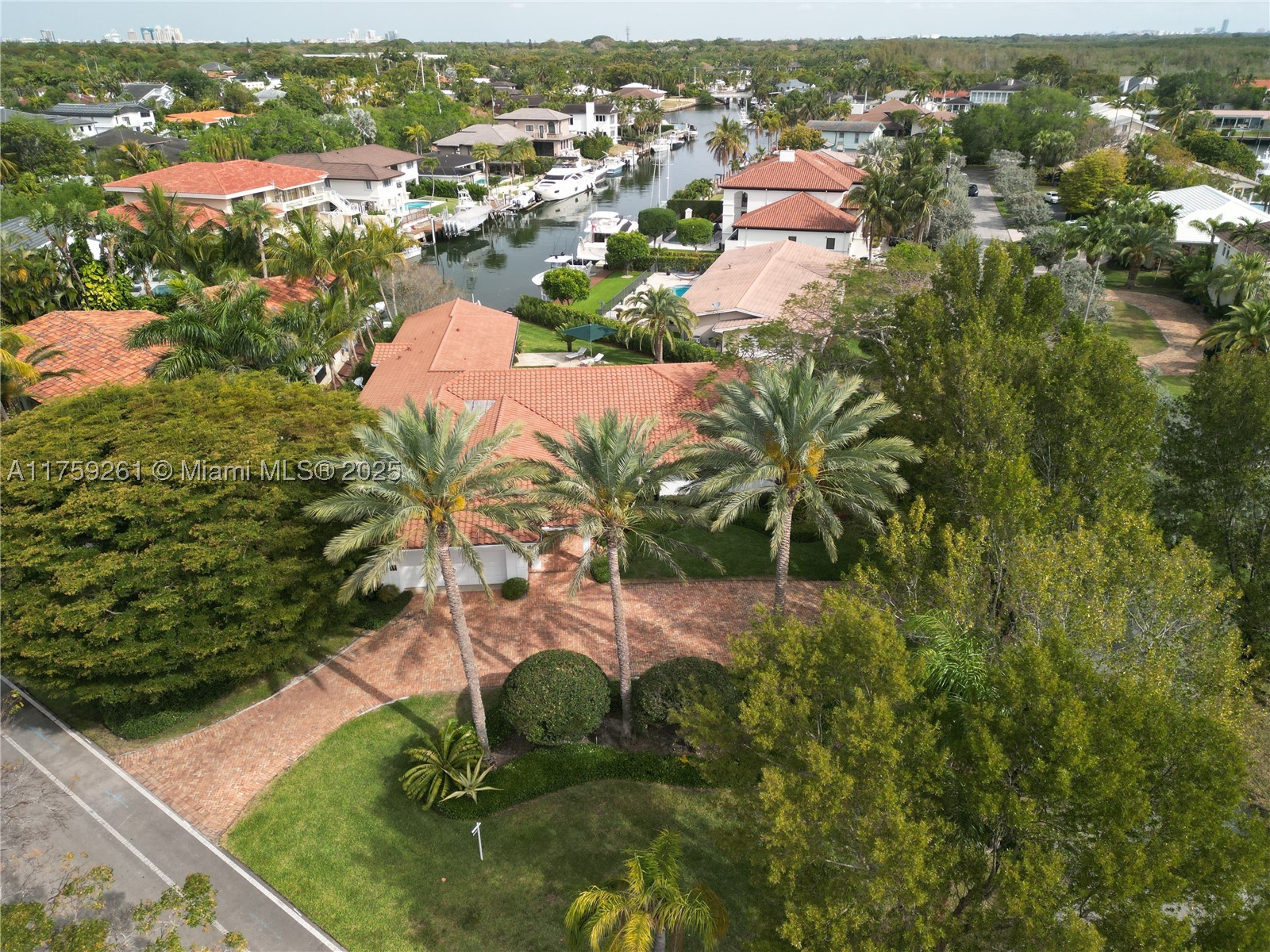 1117 Bella Vista Ave Property Photo 1