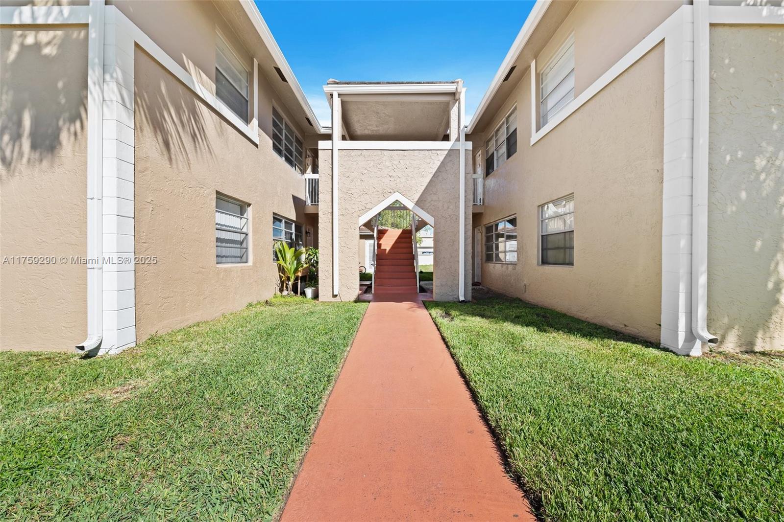 835 Twin Lakes Dr 30-c Property Photo