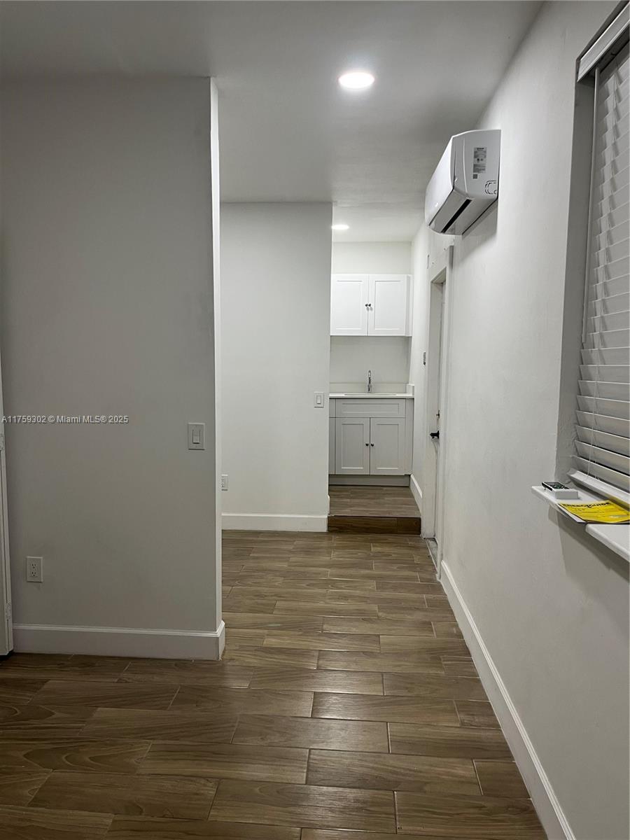 181 Sw 52nd Ter 0 Property Photo 5