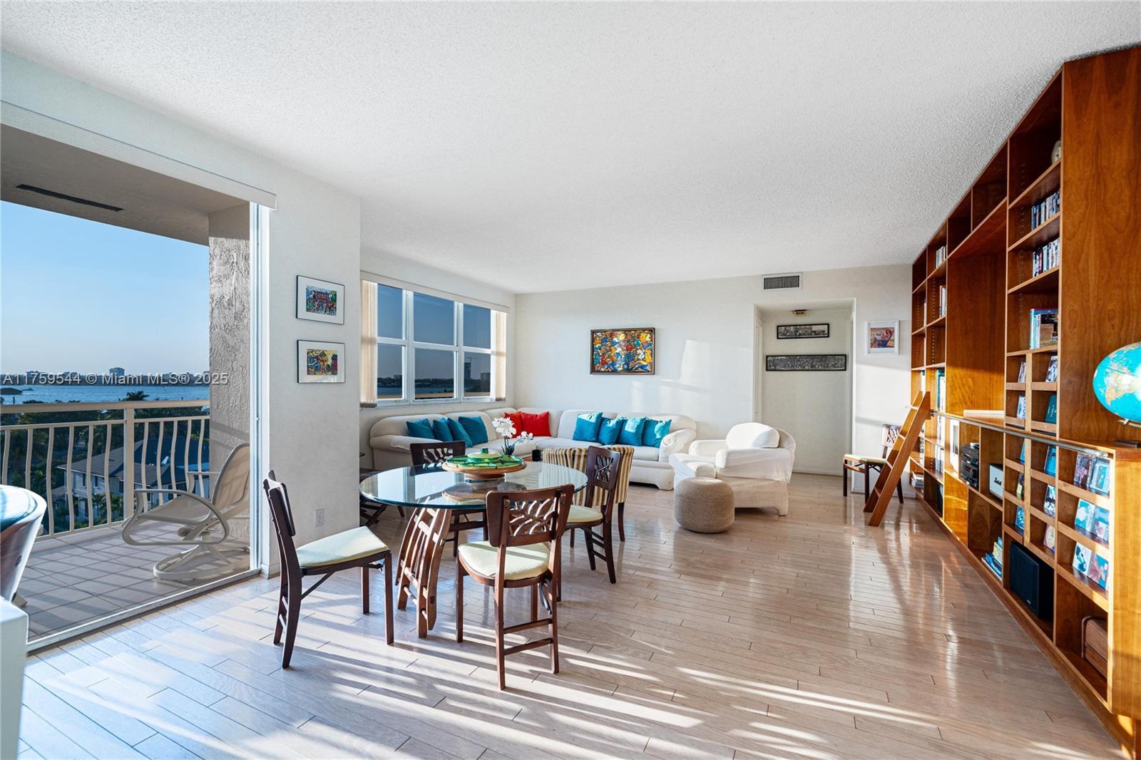 10140 W Bay Harbor Dr PH3