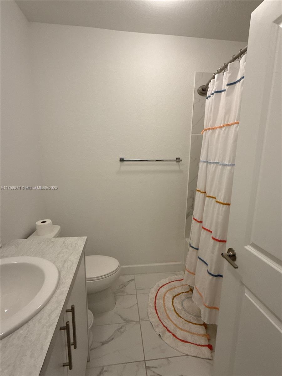 412 Nw 12th Pl Property Photo 25