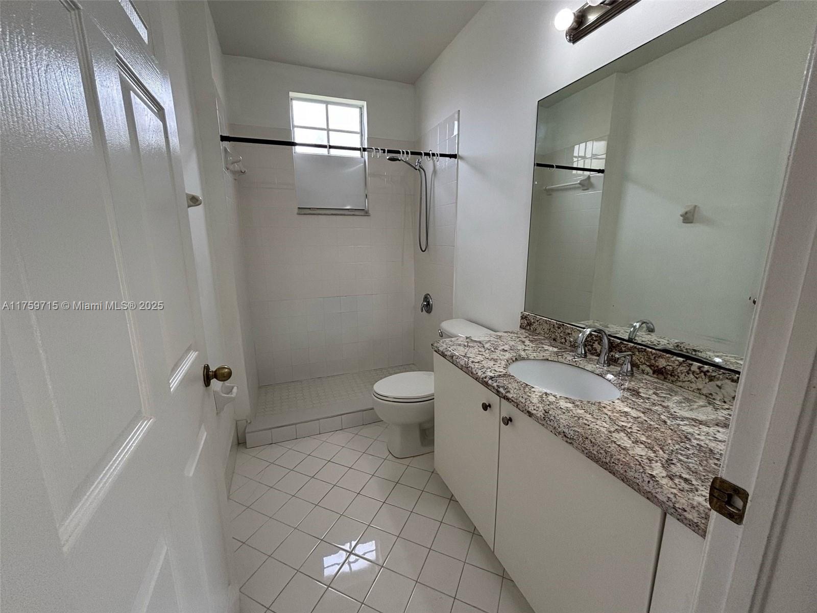 3350 Ne 13 Circle Dr Property Photo 21