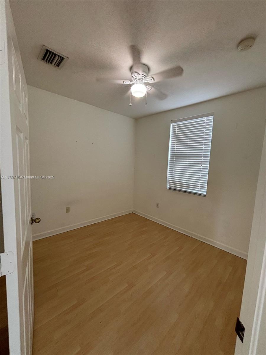 3350 Ne 13 Circle Dr Property Photo 28