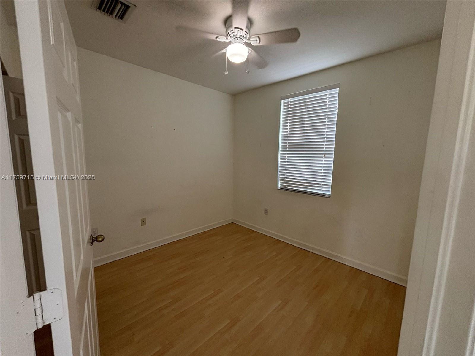3350 Ne 13 Circle Dr Property Photo 31