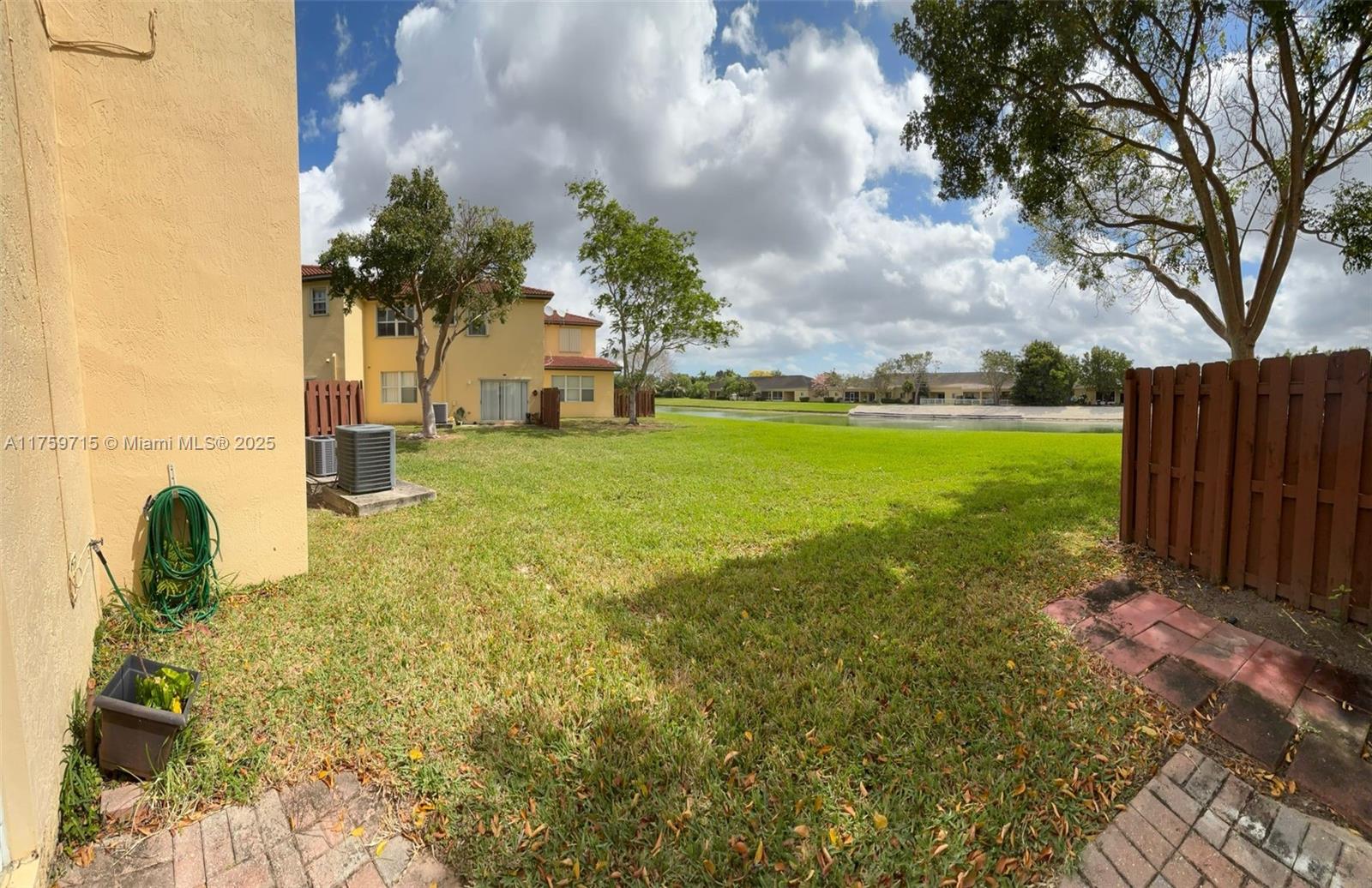 3350 Ne 13 Circle Dr Property Photo 39