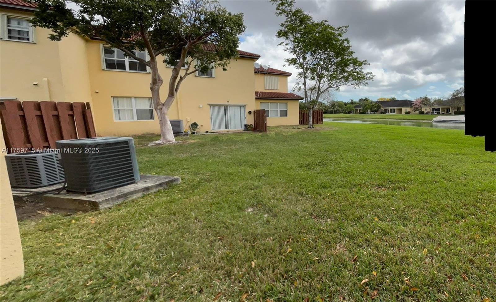 3350 Ne 13 Circle Dr Property Photo 41