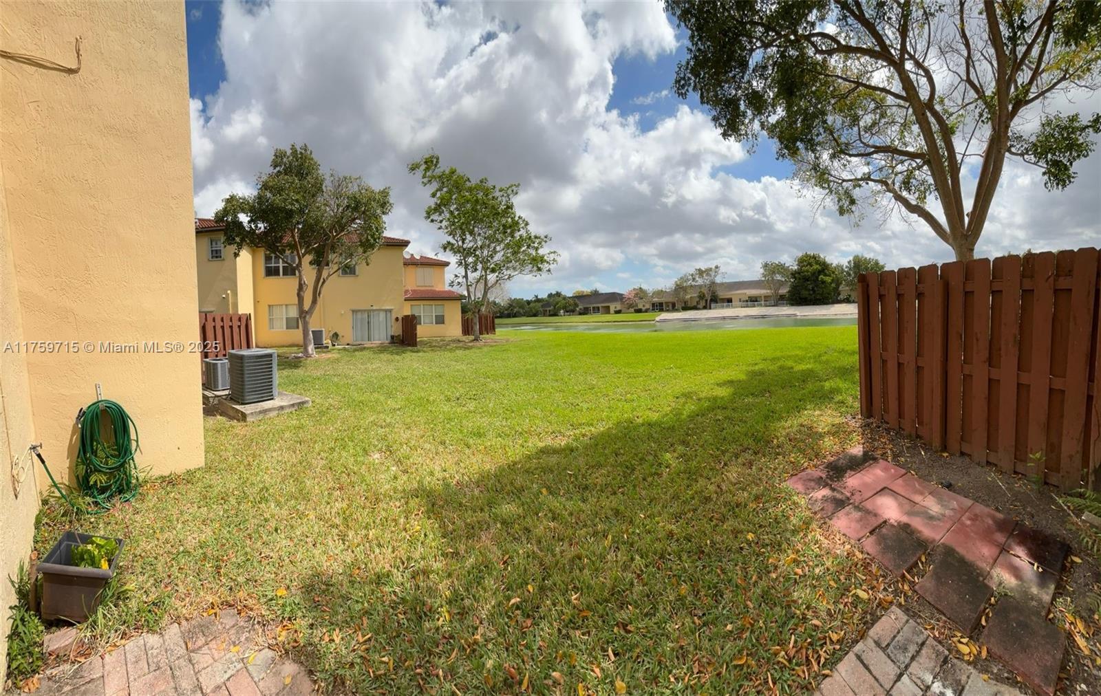 3350 Ne 13 Circle Dr Property Photo 42