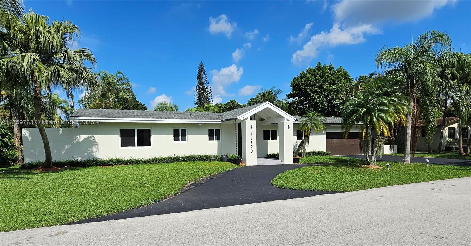 15320 Sw 84th Ave Property Photo