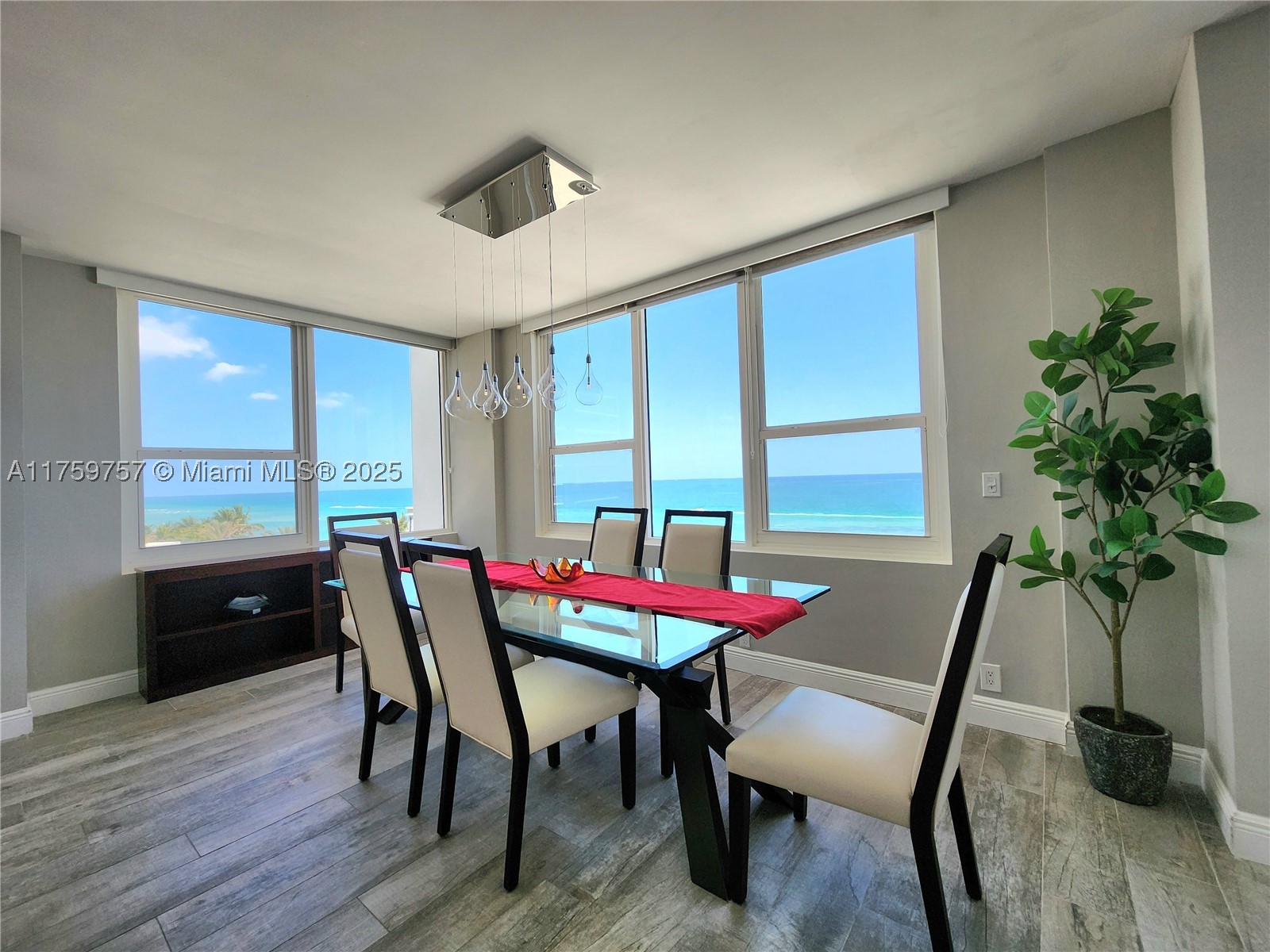 3505 S Ocean Dr 612 Property Photo 7