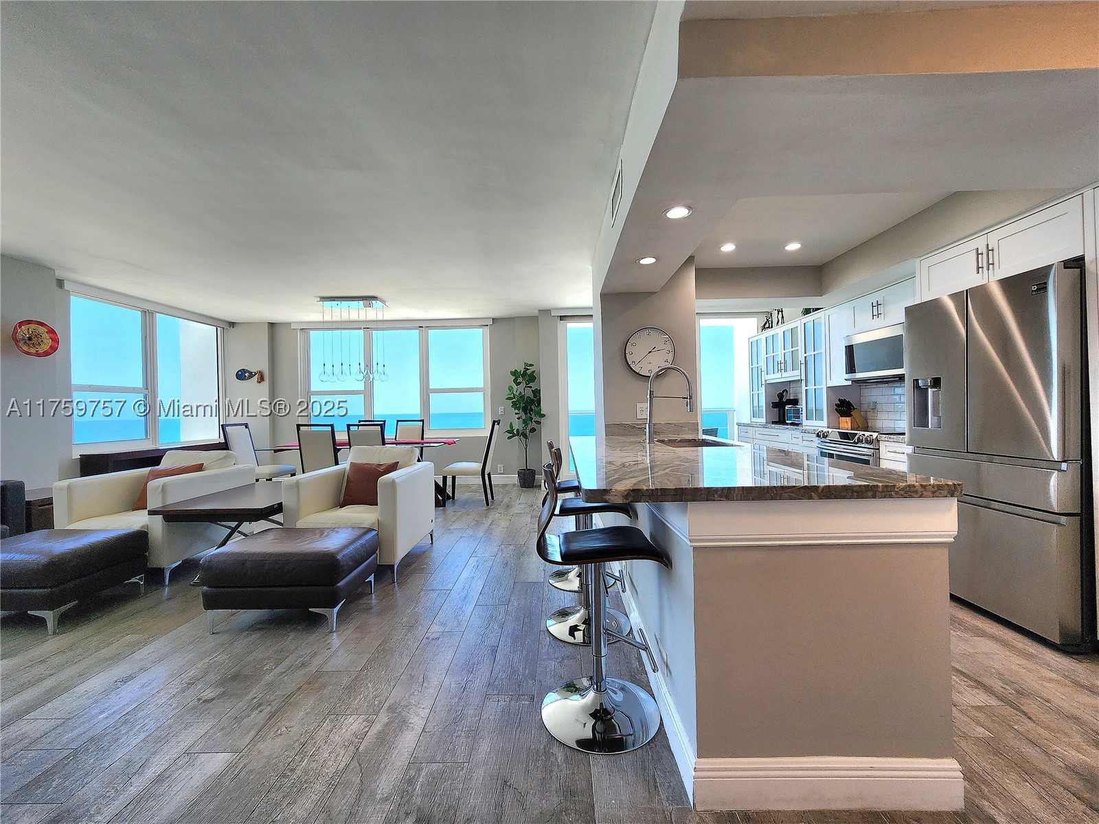 3505 S Ocean Dr 612 Property Photo 14