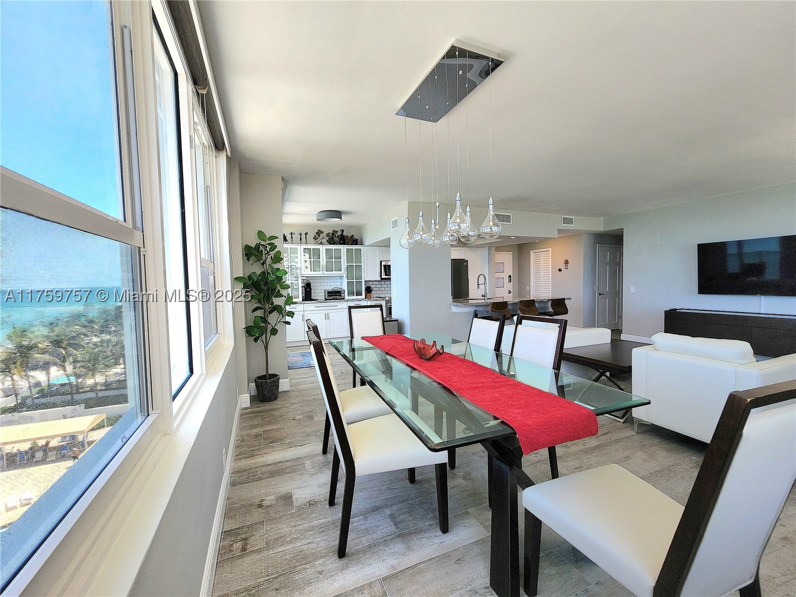 3505 S Ocean Dr 612 Property Photo 22