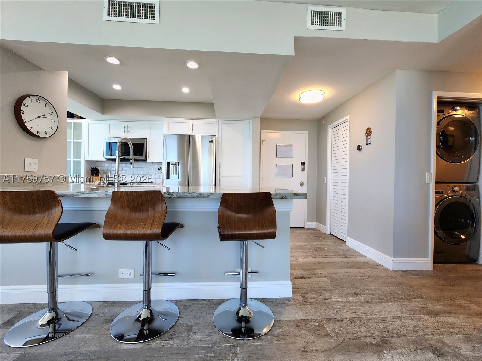 3505 S Ocean Dr 612 Property Photo 25